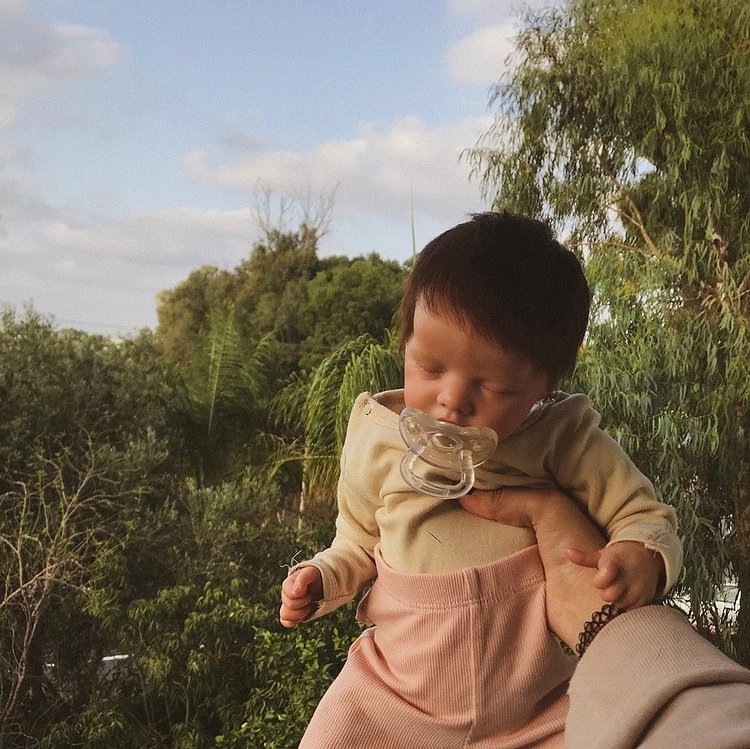 Dollish Lifelike Reborn Baby Doll, Dollishreborndolls