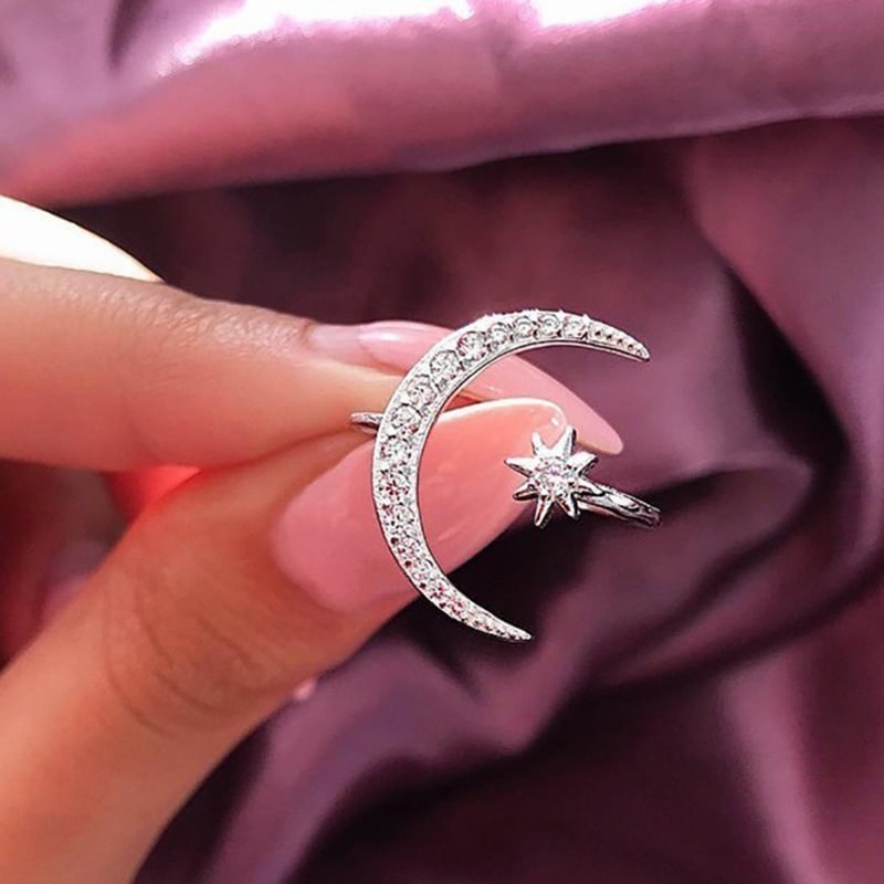 Fashion crescent and star alloy rings