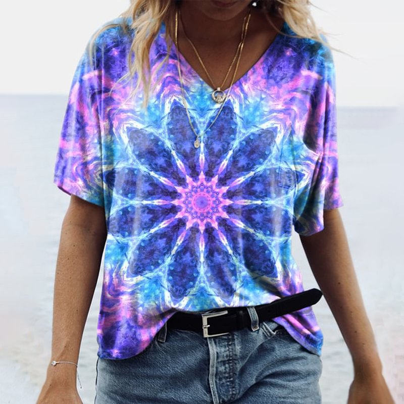 Women's tie-dye floral graphic tees