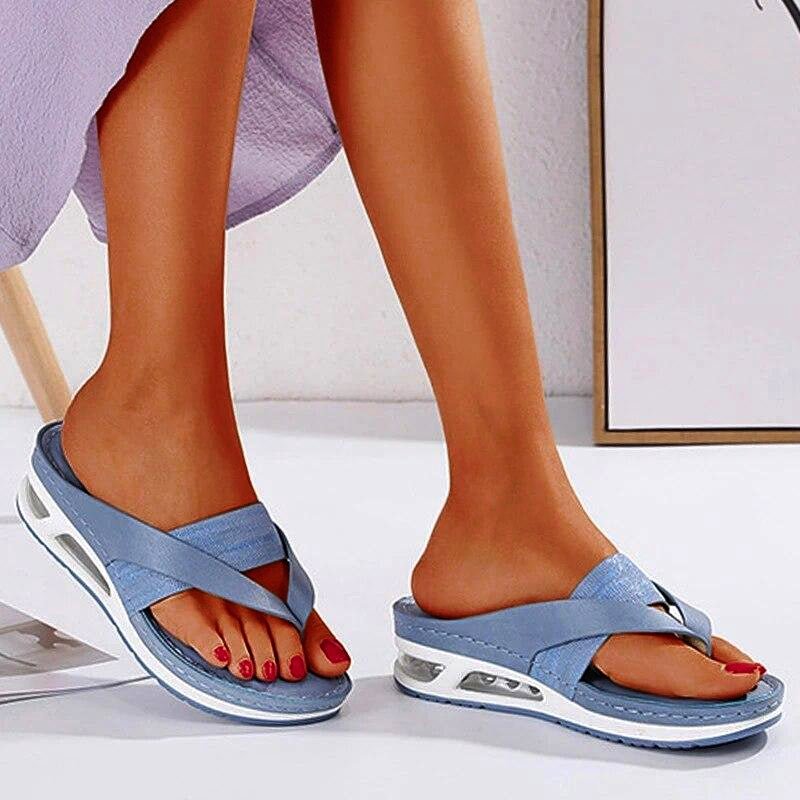 Summer Women Fashion New Soft Light Comfortable  Slippers