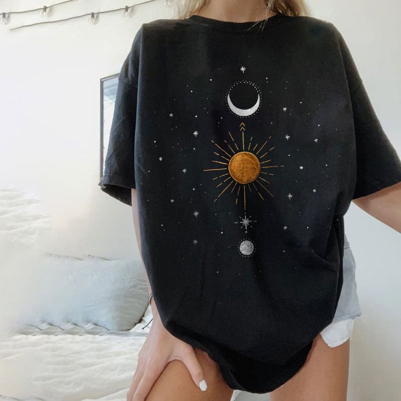 Minnieskull Casual sun and moon print T-shirt designer - Minnieskull