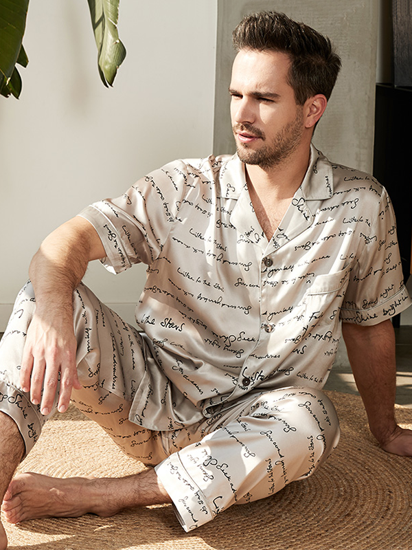 Thin Letters Print Spring Short Men's Silk Pajamas