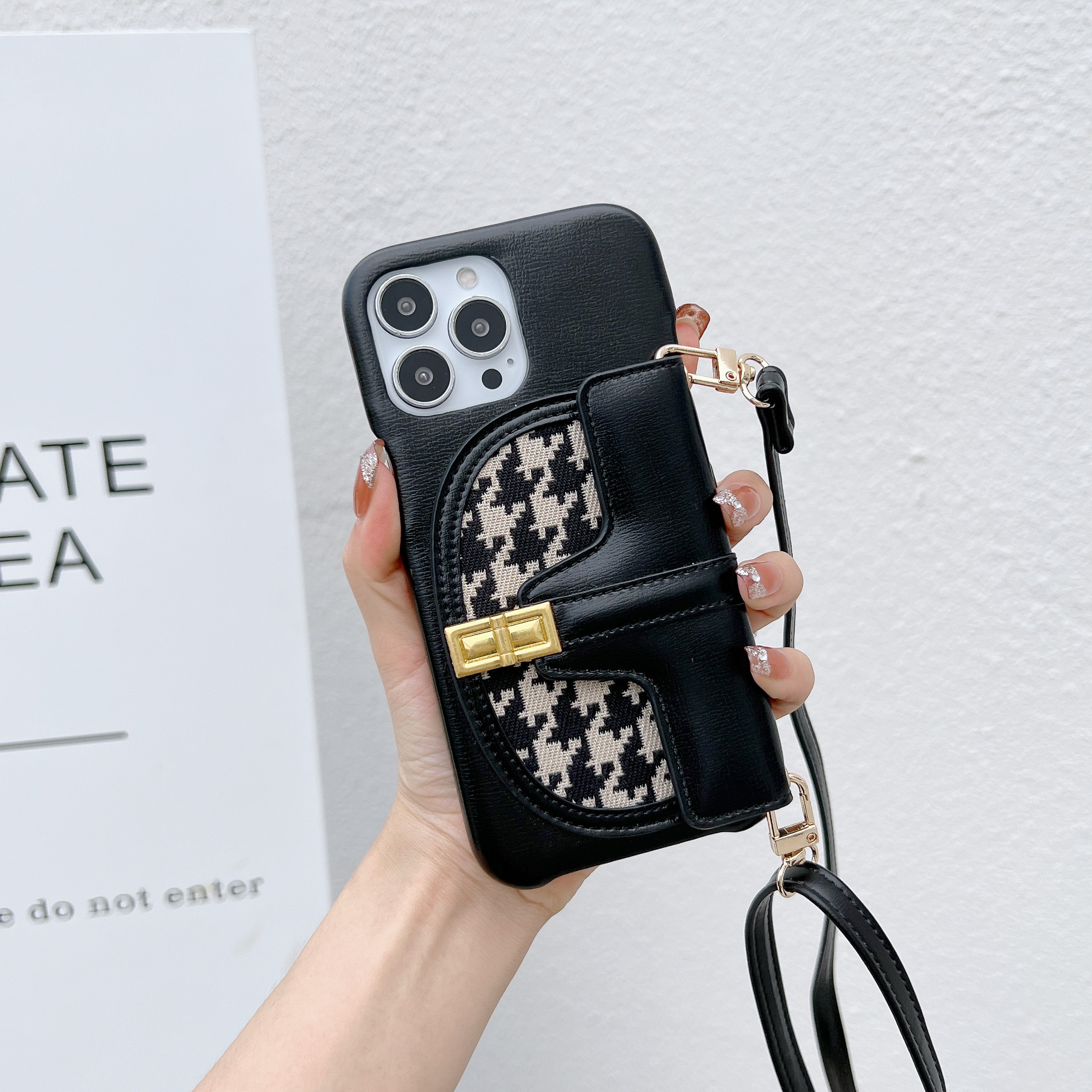 Embroidered Wallet Card Holder Phone Case