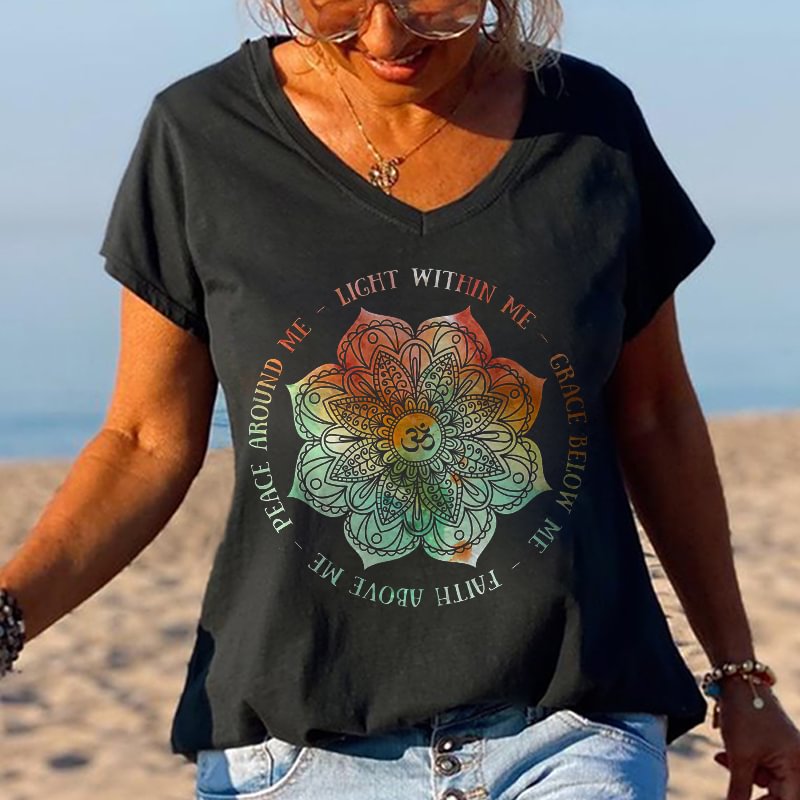 Peace Around Me Printed Hippie T-shirt