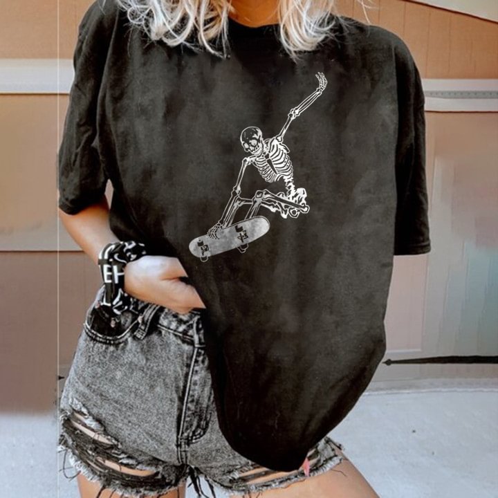   Skateboard skull print designer t-shirt - Neojana