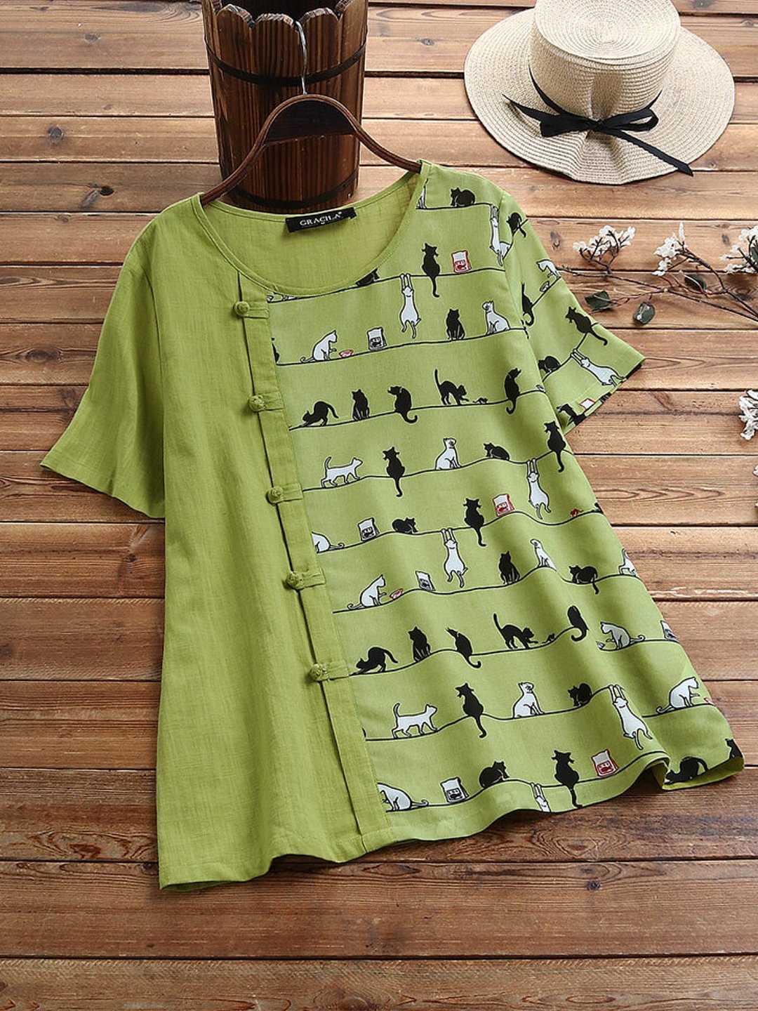 Green Casual Floral-print Animal Shirts & Tops-Corachic