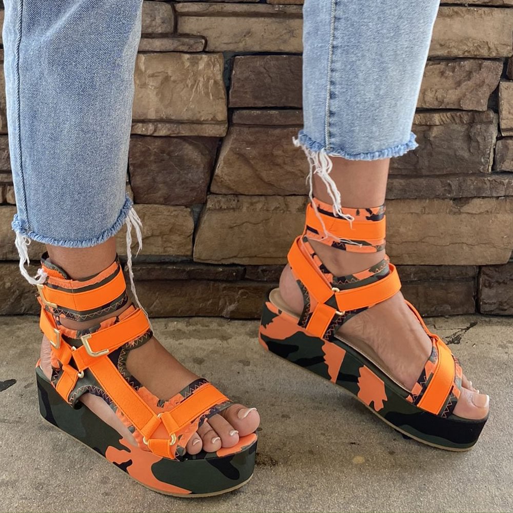 Women's Chic Camouflage Sandals - vzzhome