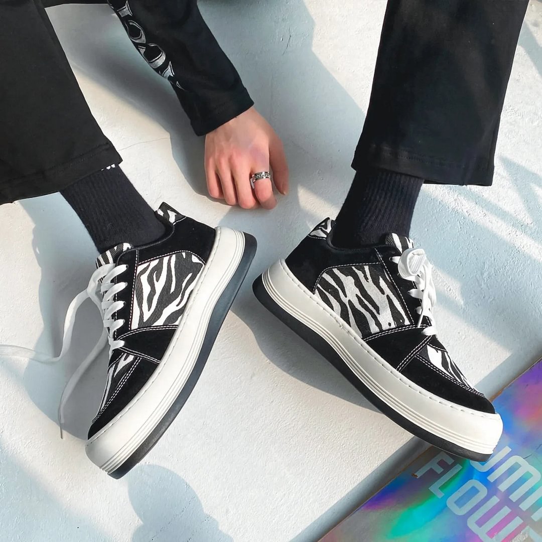 Zebra Print Trendy Low-top Comfortable Sneakers / Techwear Club / Techwear