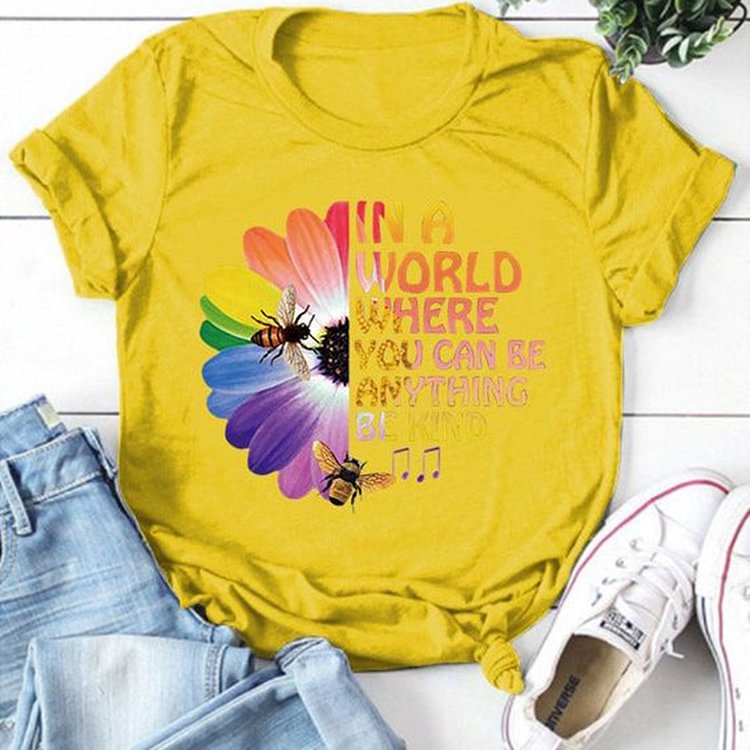 BrosWear Women's Bee Flower Letter Print T-Shirt