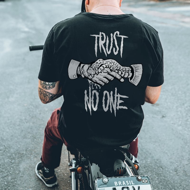UPRANDY Trust No One Printed Men's T-shirt -  UPRANDY