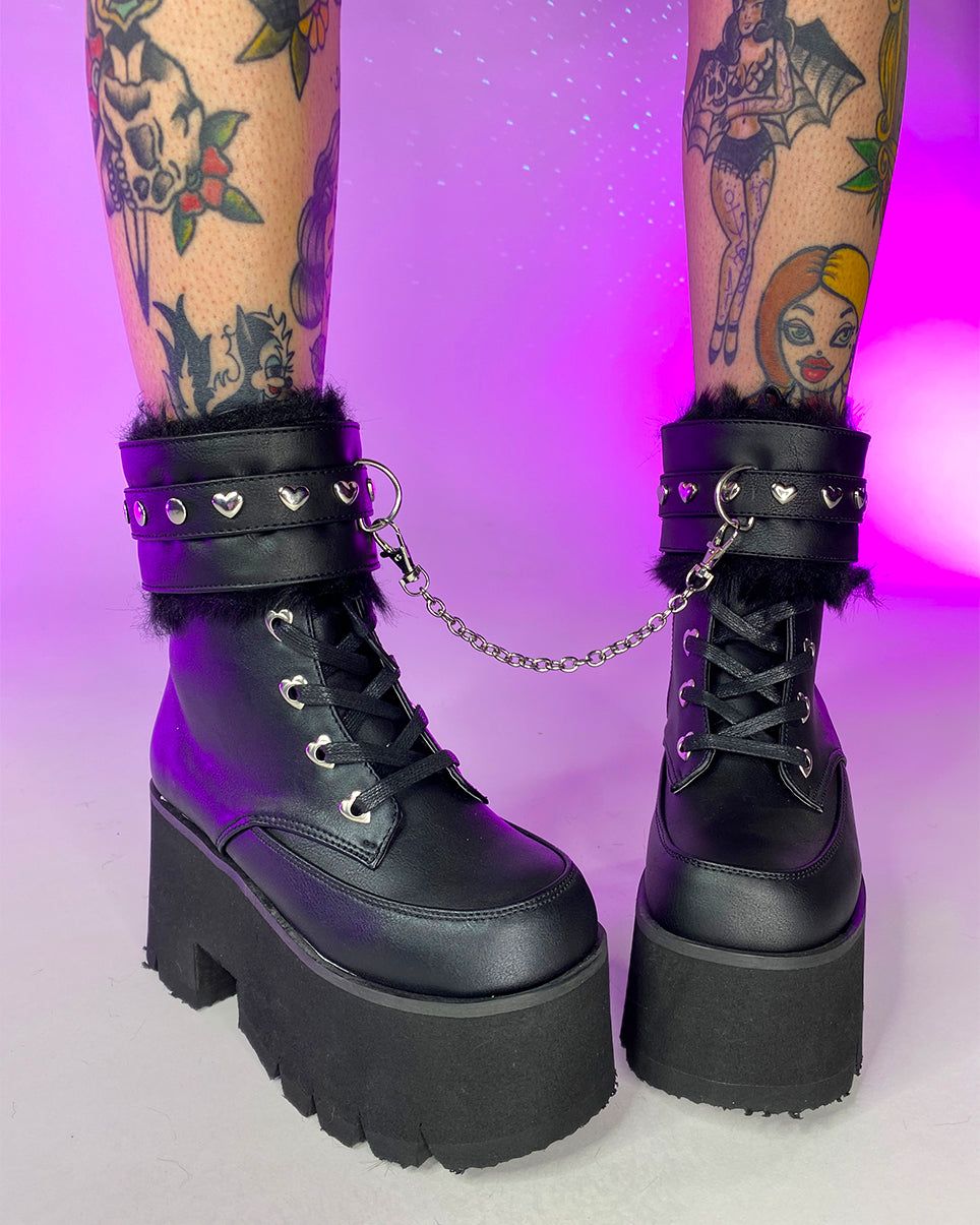 demonia fuzzy boots