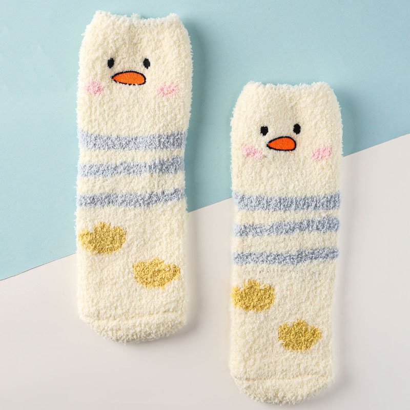 Minnieskull Cartoon penguin piggy print warm cozy socks - Minnieskull