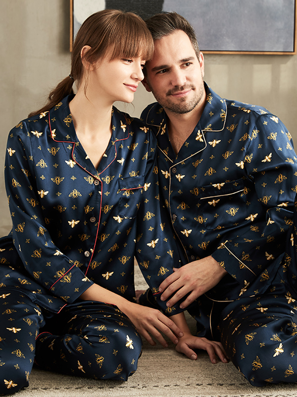Pyjama classique en soie à manches longues motif d'abeille imprimée pour couple-Soie Plus