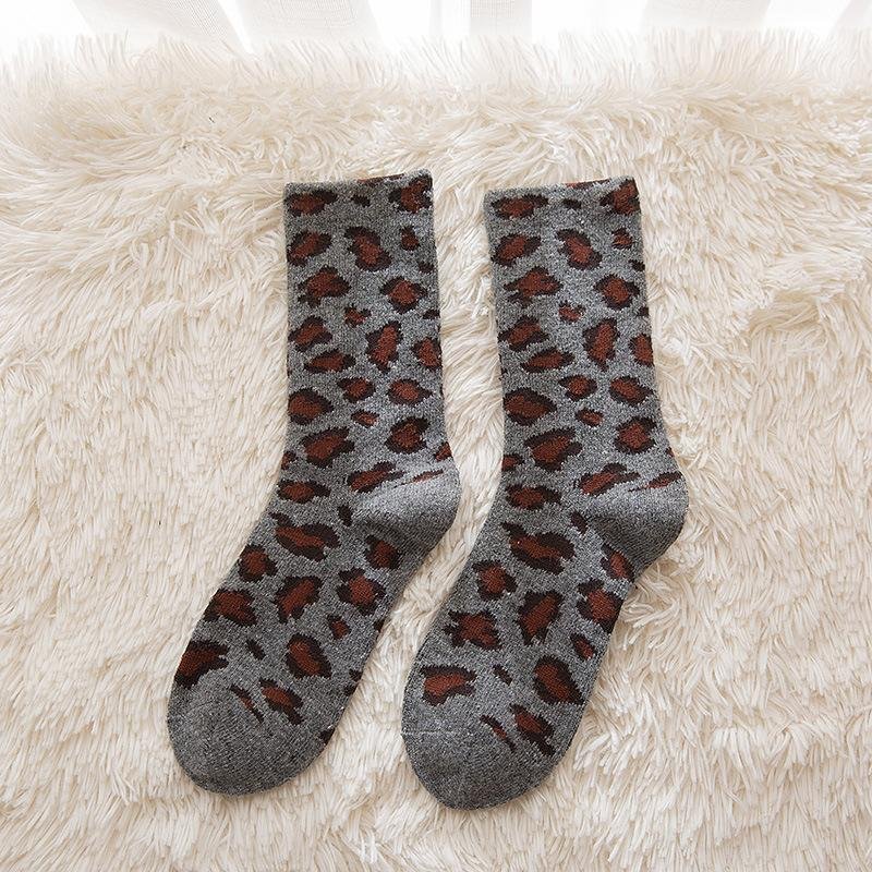 Minnieskull Fashion leopard print comfortable casual socks - Minnieskull