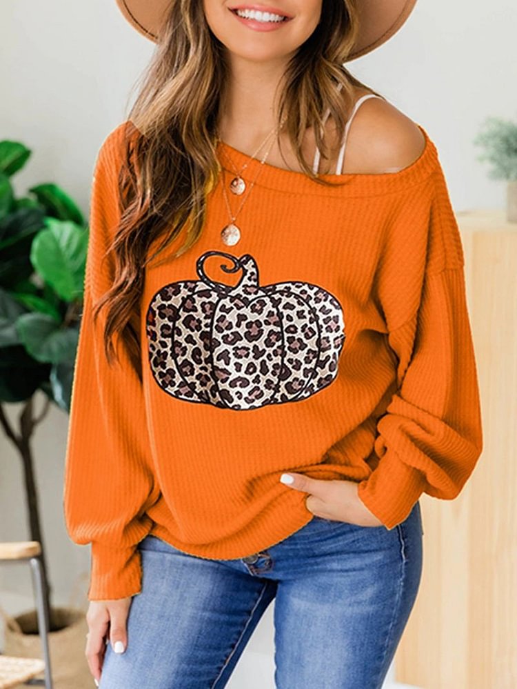 Off-the-shoulder Halloween long-sleeved pumpkin and leopard print sweatshirt-Mayoulove