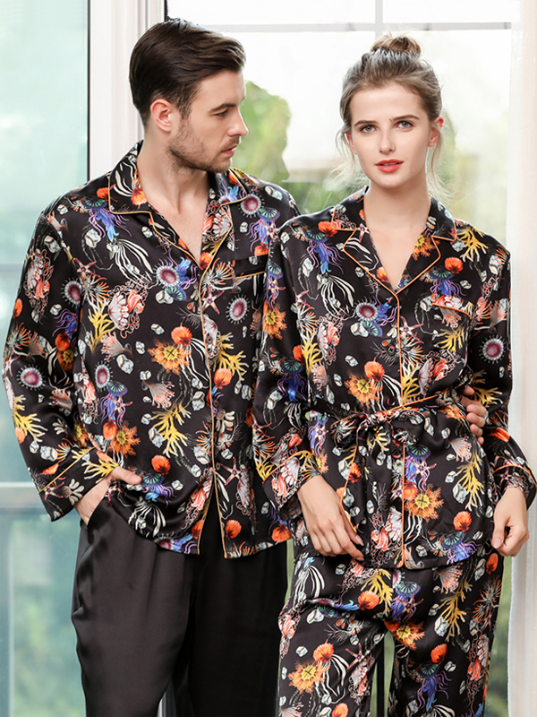 Pyjama en soie Couple en noir fleuri-Soie Plus