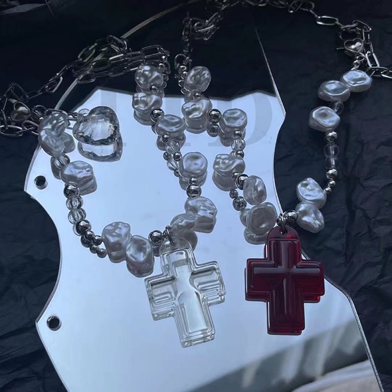 Cross Heart Beaded Necklace / Techwear Club / Techwear
