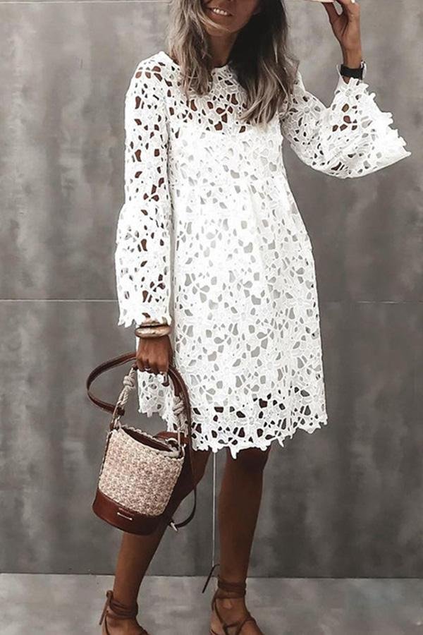 Casual Round Neck Flared Long Sleeve Lace Dress P10591