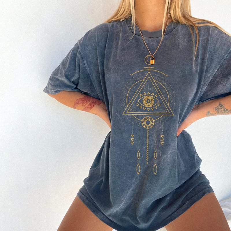   Triangle demon eyes print T-shirt designer - Neojana