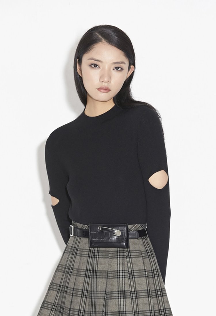 SDEER Round Neck Ripped Black Long-sleeved Sweater