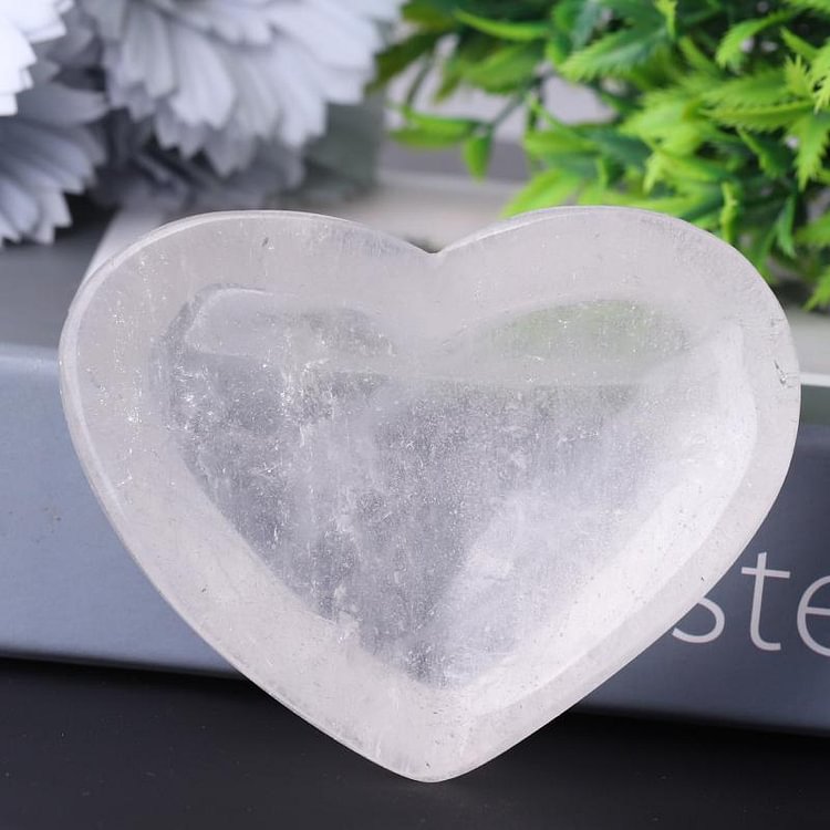 3.5" Clear Quartz Heart Shape Bowl Crystal Carvings Crystal wholesale suppliers
