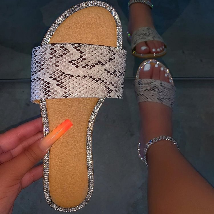 Women's Chic Rhinestone Detailed Strap Slip-On Sandals