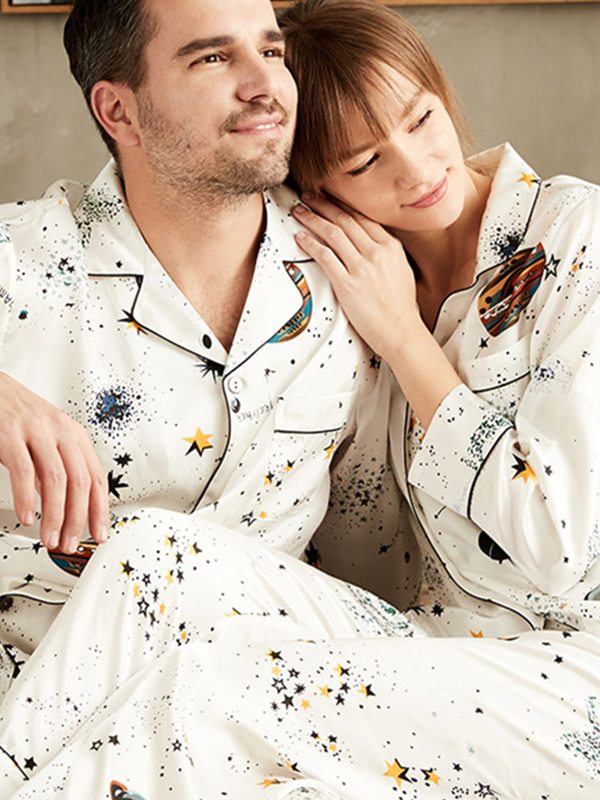 Pyjama classique en soie classique à manches longue et motif de galaxie imprimée pour couple-Soie Plus