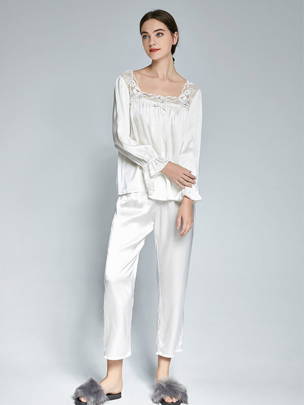 Elegant White Silk Pajamas Set With Lace Trim For Women