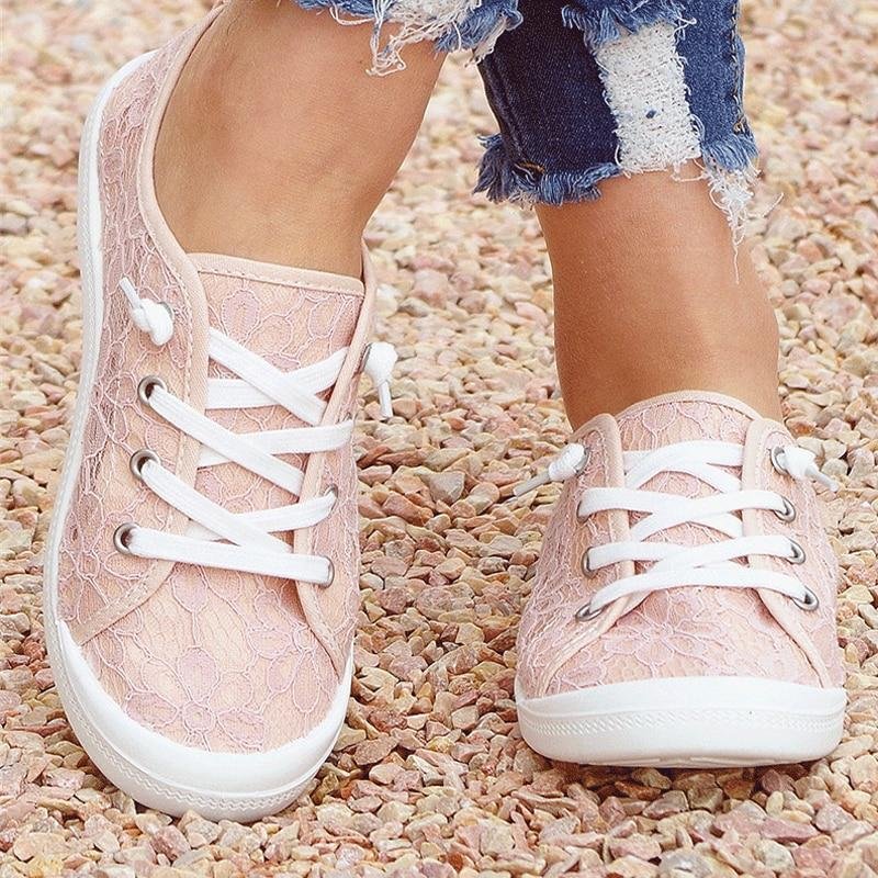 Women's Breathable Floral Lace-up Canvas Sneakers