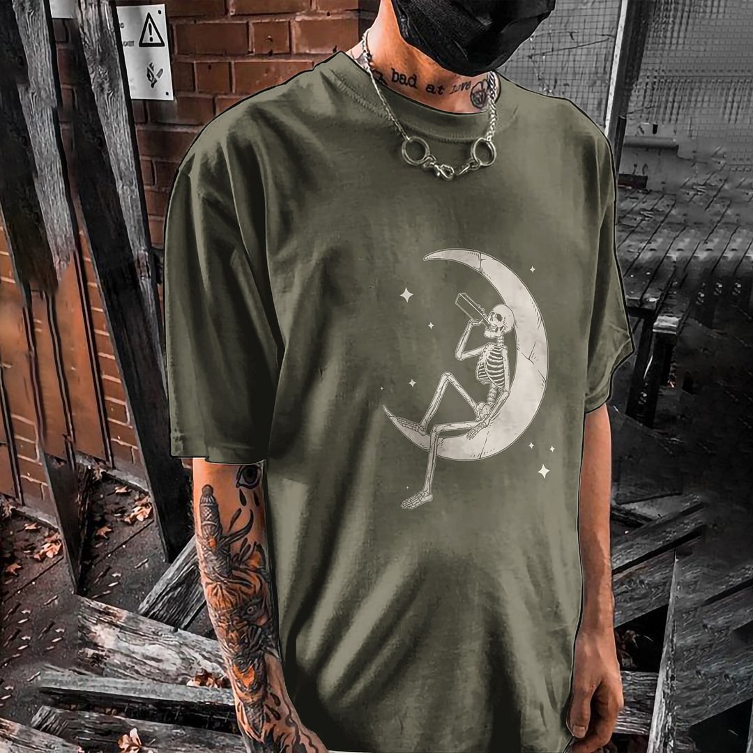 Minnieskull Skull Drink Beer On The Moon Printed Men's Casual T-shirt - Minnieskull