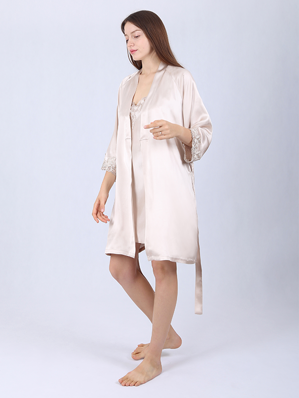 High Quality Women's Chic Lacey Silk Robe Set