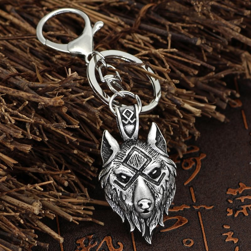 Viking Wolf Head Keychain Accessory / Techwear Club / Techwear