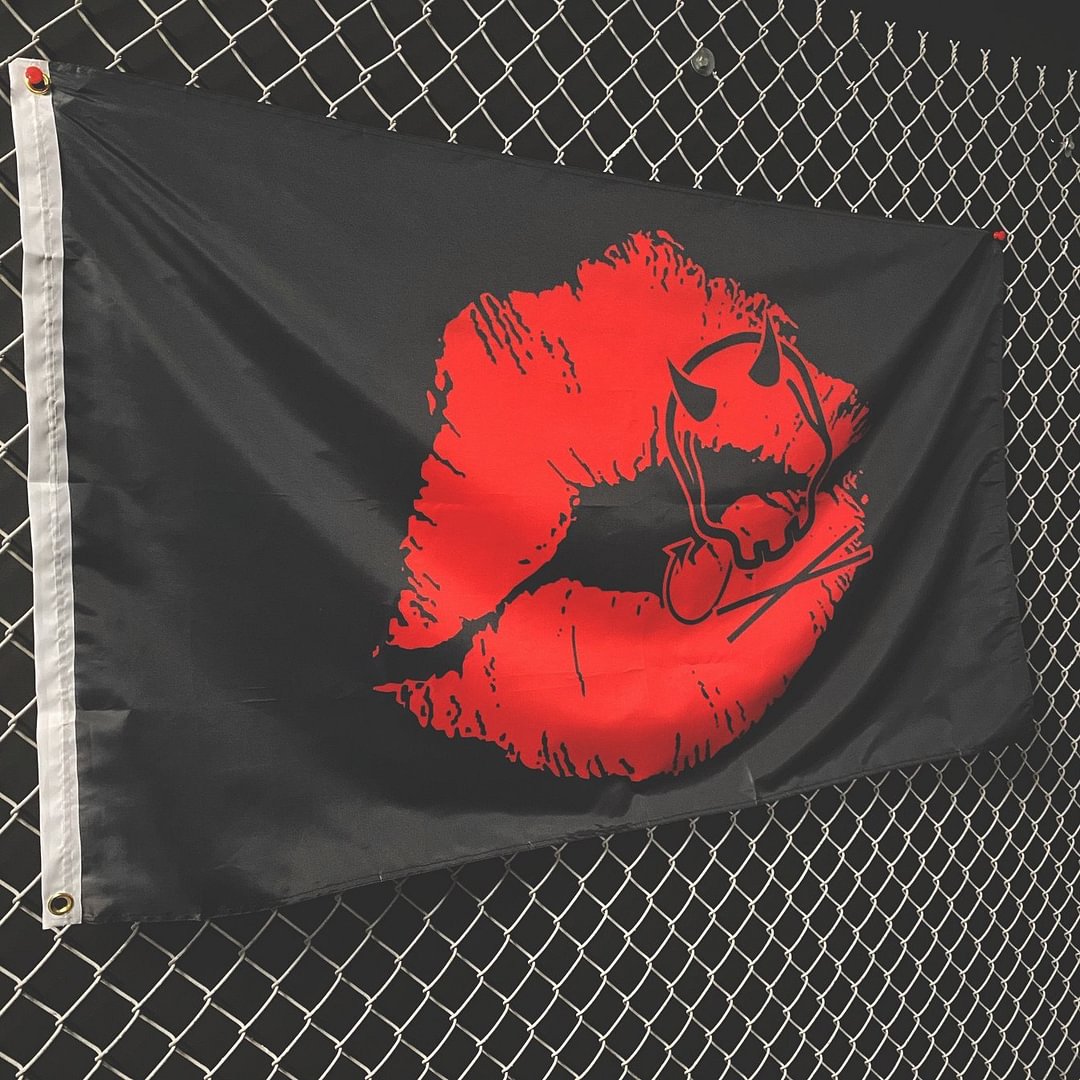 Minnieskull Red Lips Skull Print Hanging Flag Home Decor - Minnieskull