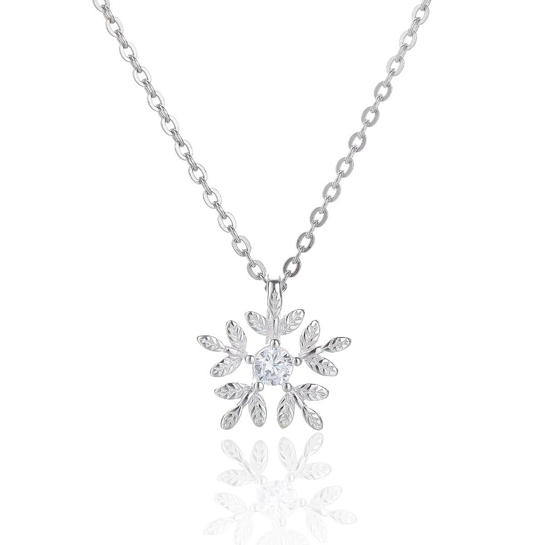 Snowflake Silver Pendant Necklace
