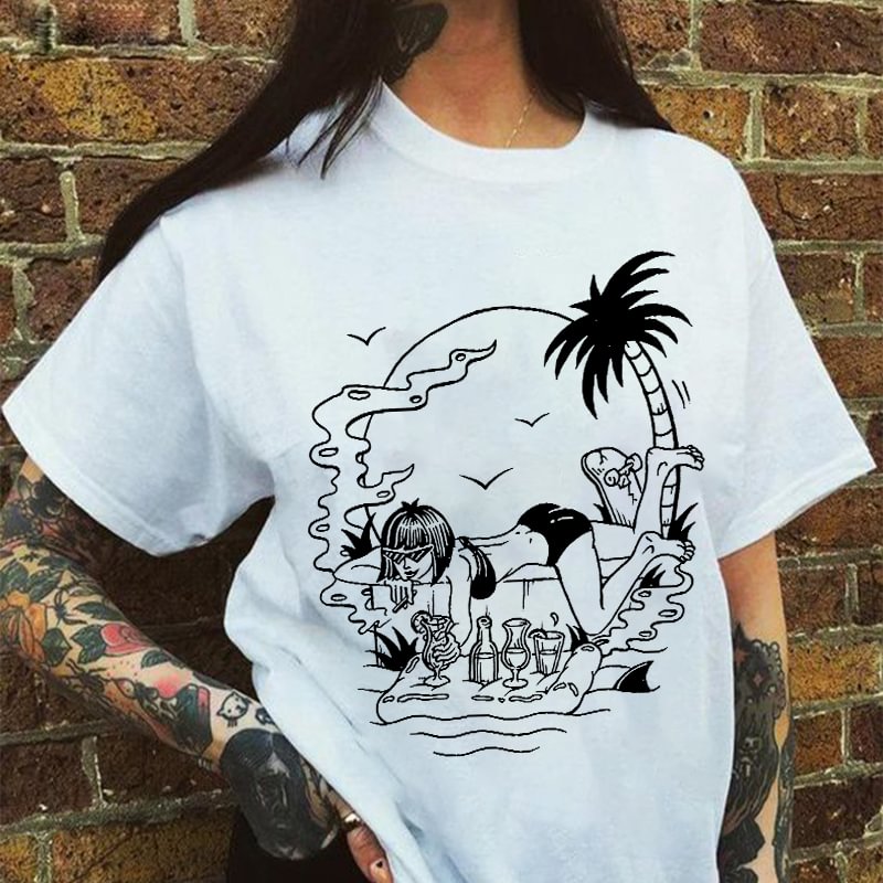Woman On Vacation ​Printed Casual T-shirt - Krazyskull