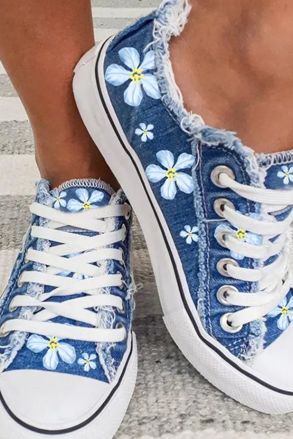 Sky Blue Women's Sneakers Floral Print Lace-up Canvas Sneakers LC121997-4
