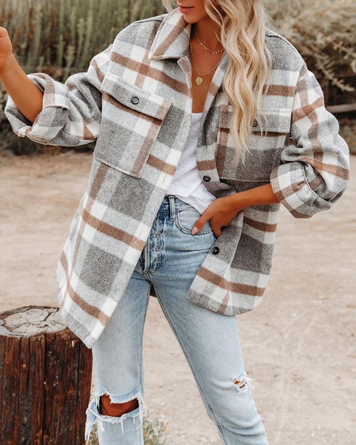 Womens Boutique Flannel Plaid Lapel Button Down Pocketed Long Sleeve Shirts Oversized Blouses Tops