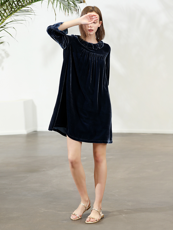 Pure Color Ruffle Neck Silk Velvet Nightgown For Women