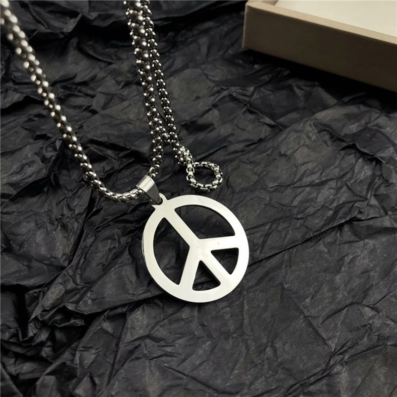 Men Love & Peace Charm Necklace / Techwear Club / Techwear