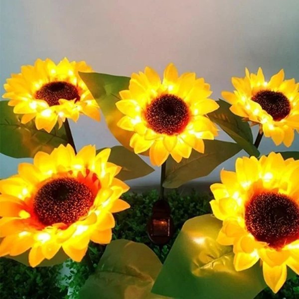 Solar Powered Sunflower Lights - tree - Codlins
