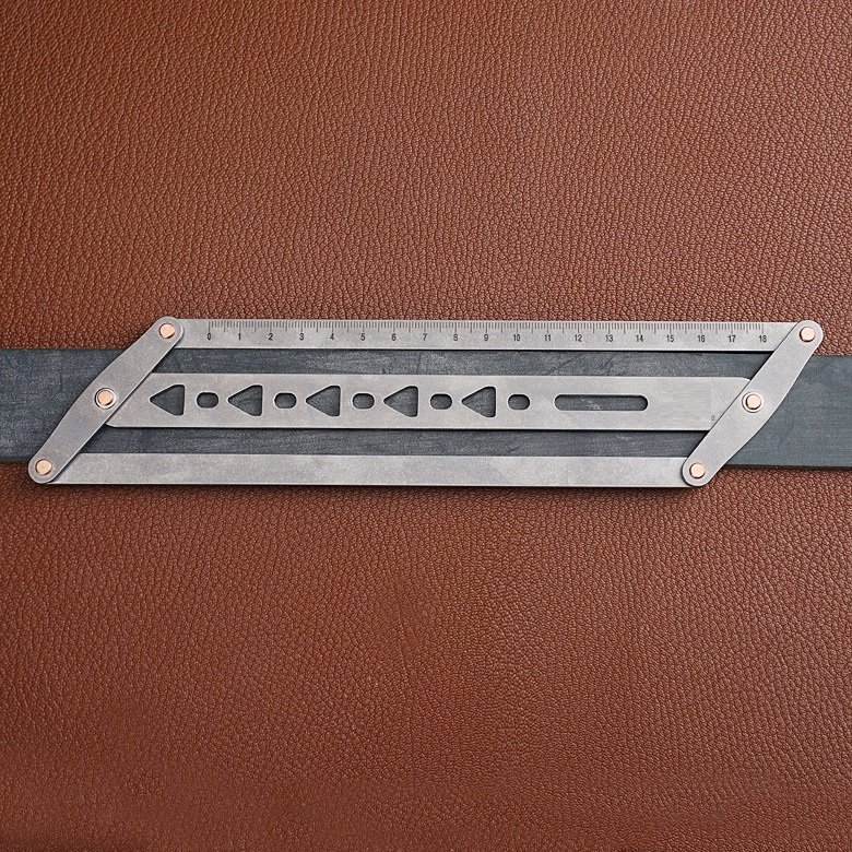Belt-Positioning Auxiliary Ruler 