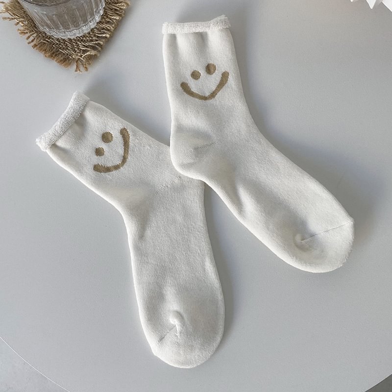 Minnieskull Cute cartoon smiley face thickened cotton socks - Minnieskull