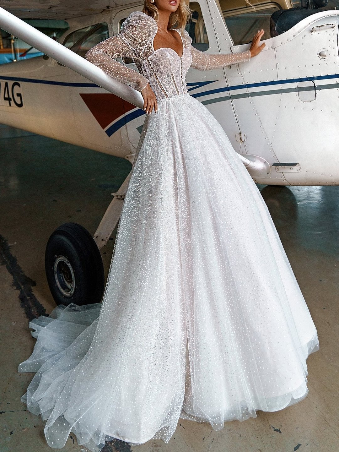 Long sleeve halter tail wedding dress