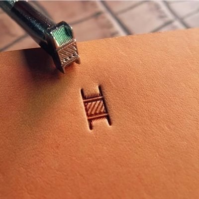 Leather Stamp Tool-Weaing