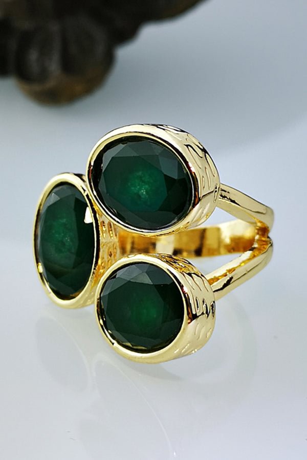 Vintage Imitation 18k Gold Emerald Ring