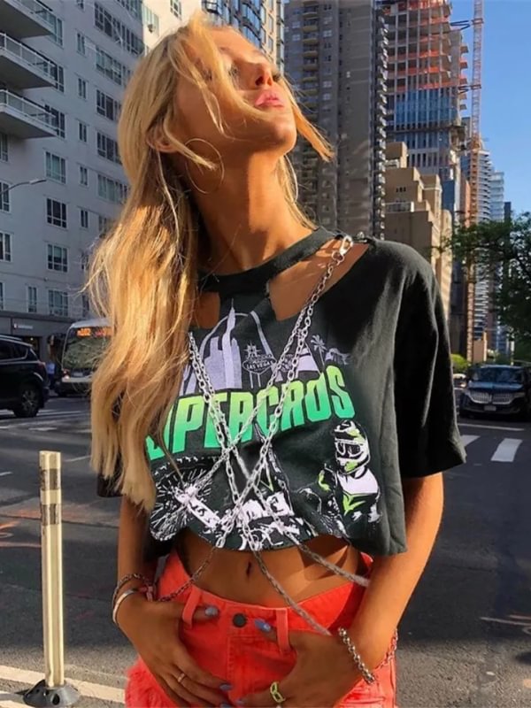 Hip-pop Style Graphic Printed Chain-trimmed Cutout Crop Top