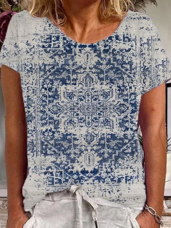 Woman's Retro Geometric Print Casual T-shirt Top