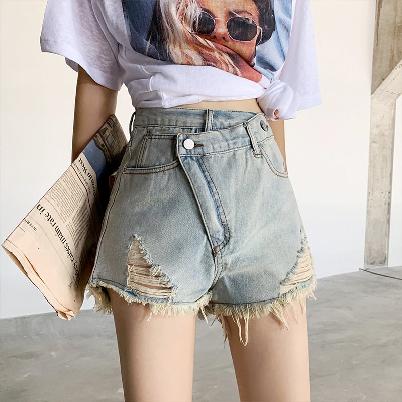 Women's loose, wild, irregular, worn-out shorts with holes Women