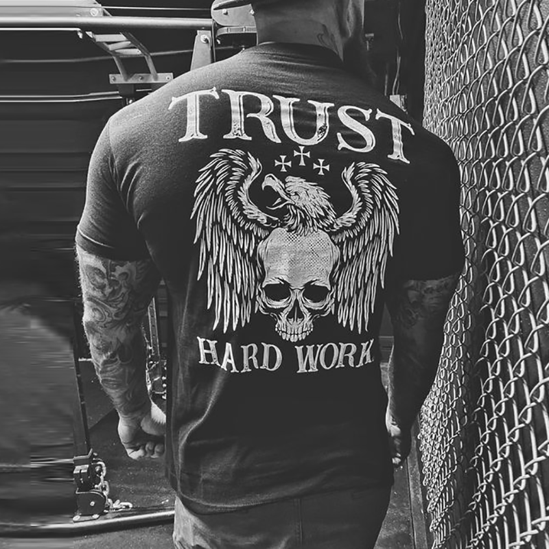 TRUST winged skull print T-shirt designer - Livereid