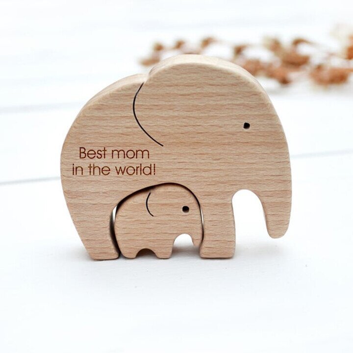 Custom Elephant Family Wooden Decoration — Mother's Day Gift